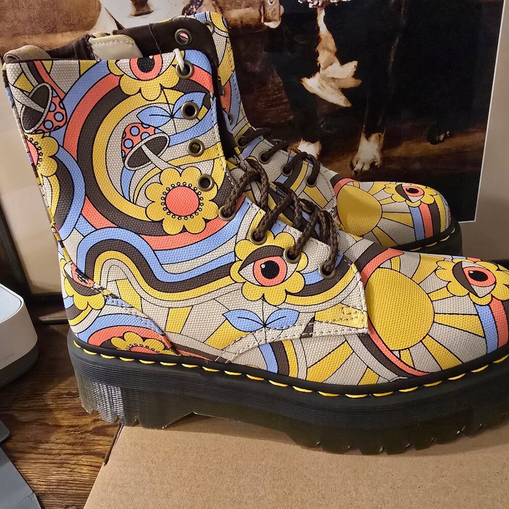 DR. MARTENS JADON RETRO RAY CANVAS PLATFORM 8 EYE SIDE ZIP Women's Size 11 US